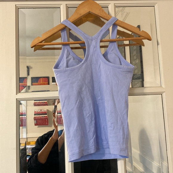 lululemon tank - Picture 4 of 4